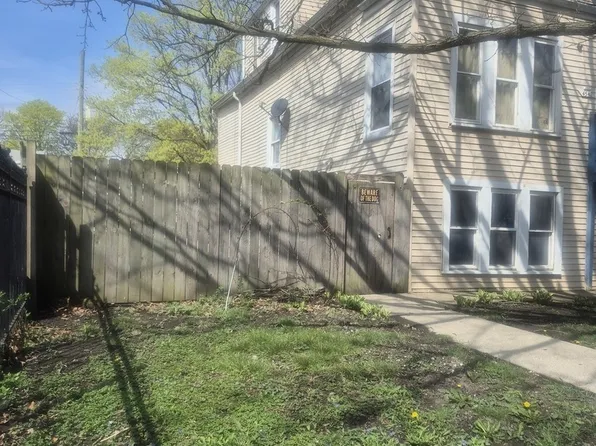 4542 N Karlov Ave, Chicago, IL 60630