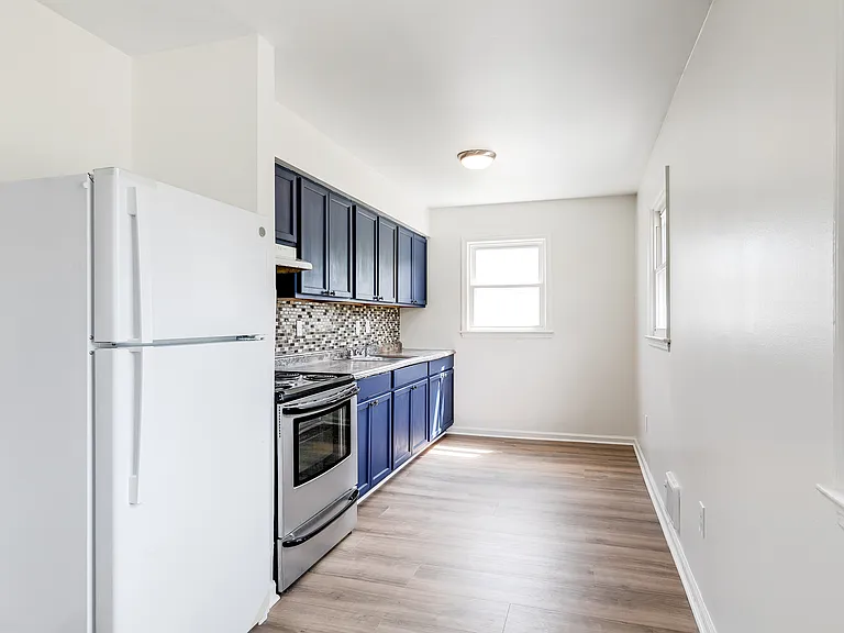 1600 Pollock St #B — Photo 6