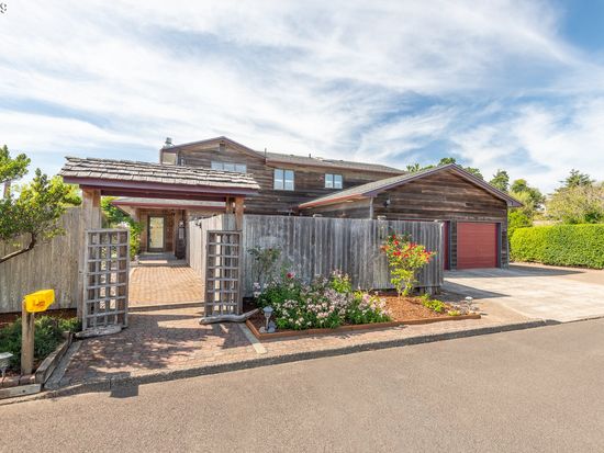 1547 Nw Lake St Newport Or 97365 Zillow