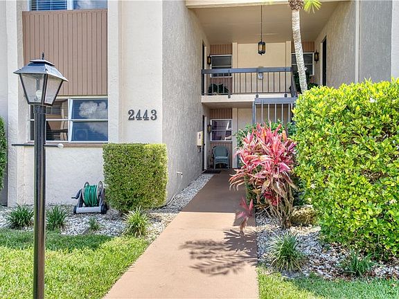 3rd image of 2443 Clubhouse Cir Unit 102