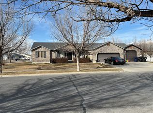 922 W 2100 S, Woods Cross, UT 84087