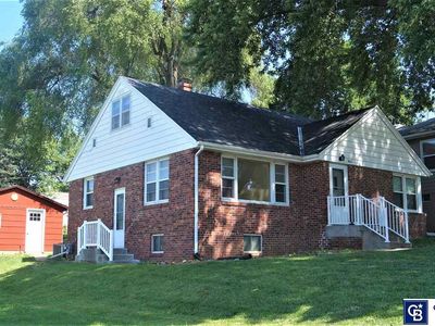 2611 S 38th St, Omaha, NE, 68105