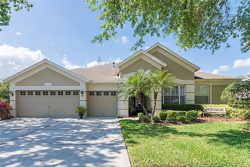 1st image of 10418 Greenhedges Dr