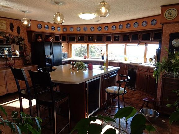 4th image of 700 County Road 3536