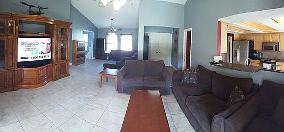 5th image of 3717 SW 21st Pl