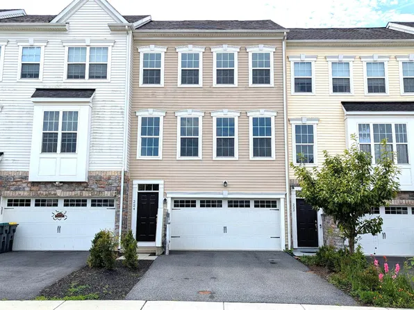 224 Jenny Dr, Bear, DE 19701