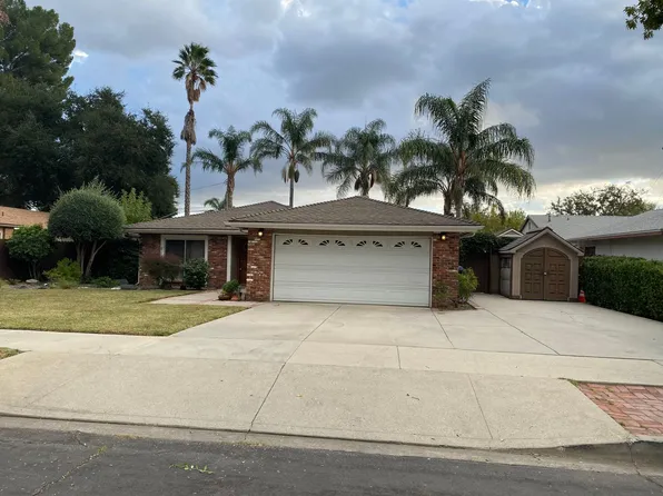 15808 Mayall St, North Hills, CA 91343