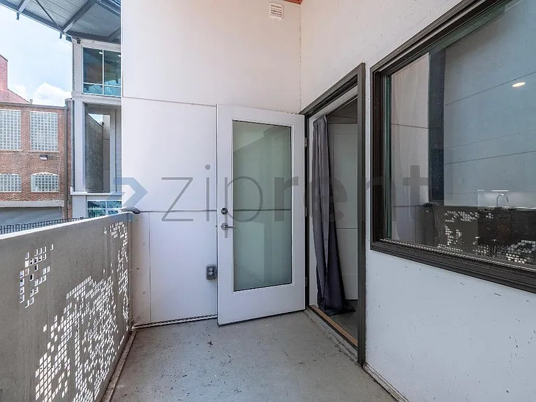 1801 2nd Ave #208 — Photo 12