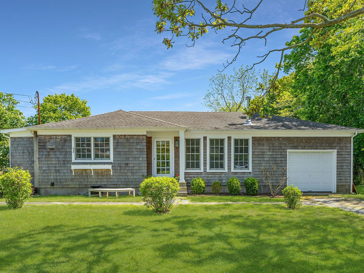 25 Lamb Ave, Quogue, NY 11959 Zillow