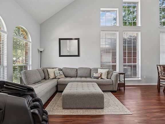 4th image of 4812 Navajo Way
