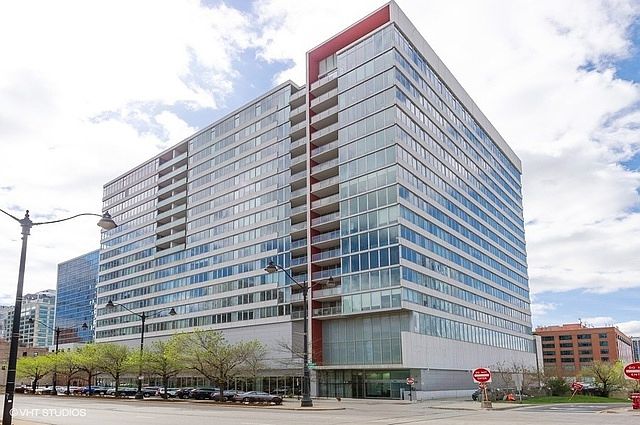 1st image of 659 W Randolph St APT 1417