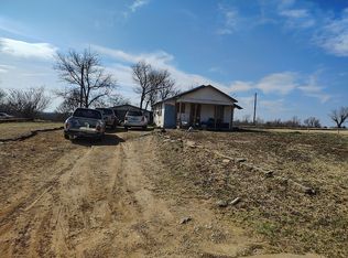 605 S Wall St, Shamrock, TX 79079