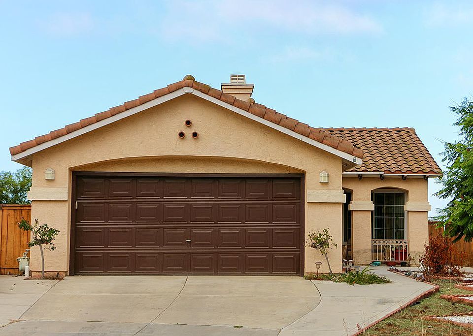 Quiet cul-de-sac home sits on an elevation with excellent views