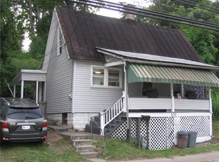 829 Main St, Bentleyville, PA 15314