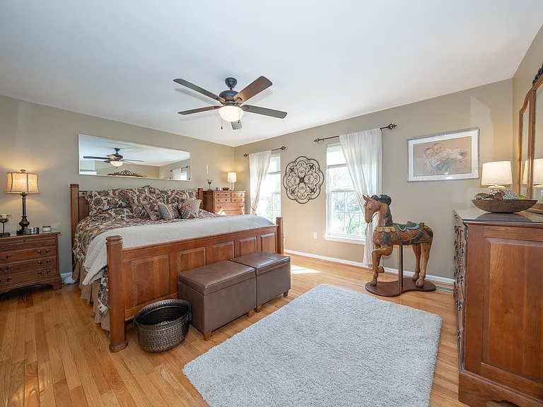 903 Maplewood Dr — Photo 23
