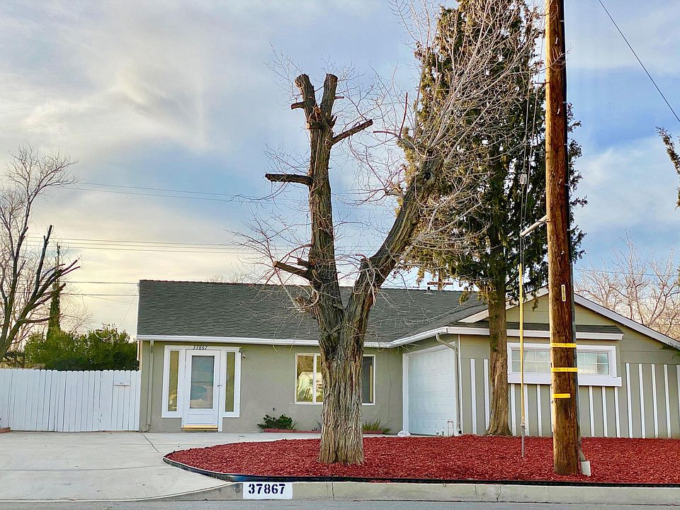 1st image of 37867 Palm Vista Ave