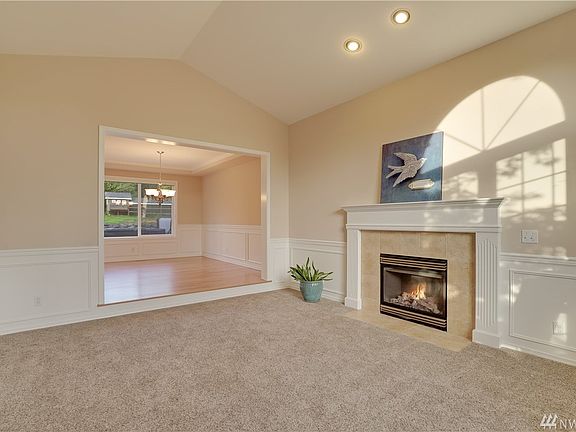 5th image of 3223 219th Ave SE