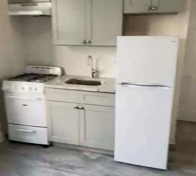 1st image of 28-14 Crescent St #19A