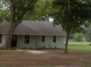 113 S Busby St, Tioga, TX 76271