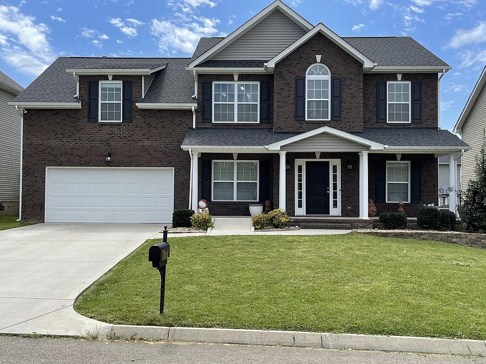 1st image of 2451 Clinging Vine Ln