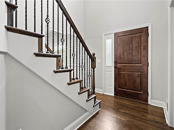 5th image of 5608 W 152nd Pl