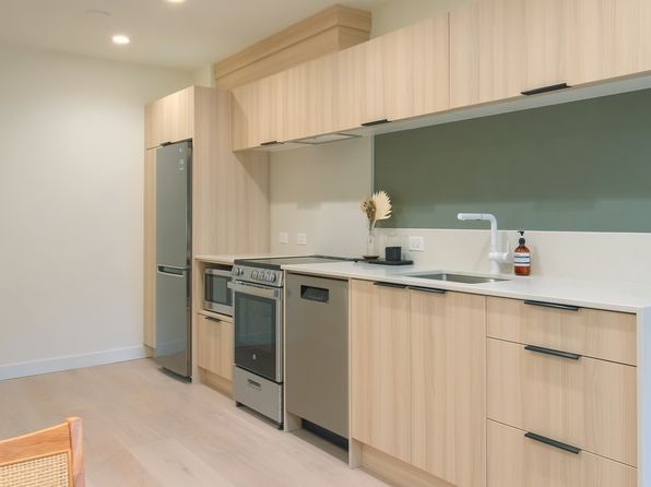 2 bedroom rental in Vancouver — photo 6