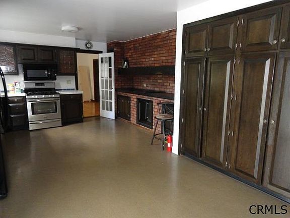 4th image of 47 Kelton Ct