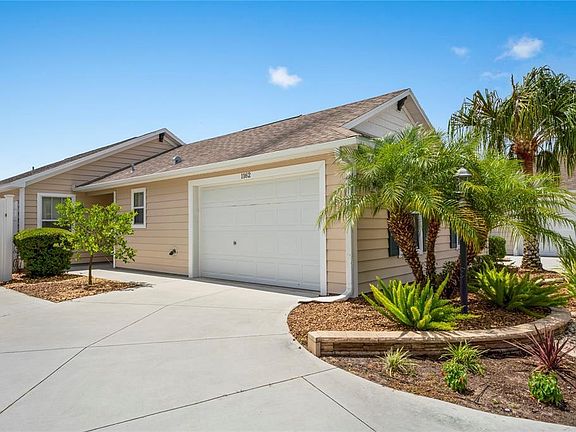 3rd image of 1162 Tall Pine Ln
