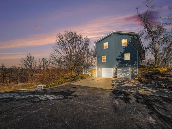 1816 Mount Tabor Rd, Berrien Springs, MI 49103
