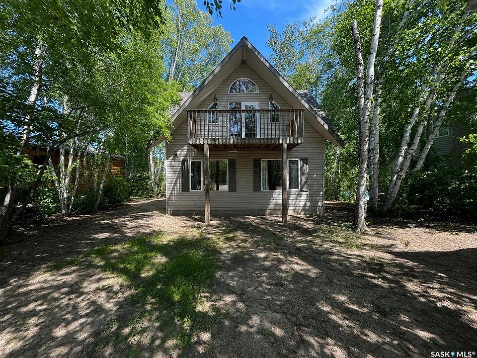 1st image of 305 Pine STREET