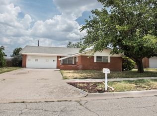 2703 Lynn Dr, Big Spring, TX 79720