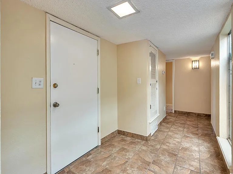 301 Los Nietos Ct — Photo 14