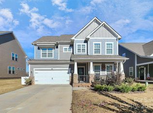 913 Deep River Way, Waxhaw, NC 28173