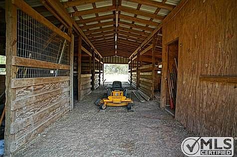 4th image of 9202 County Road 4076