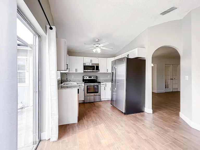 1035 Windway Cir — Photo 8