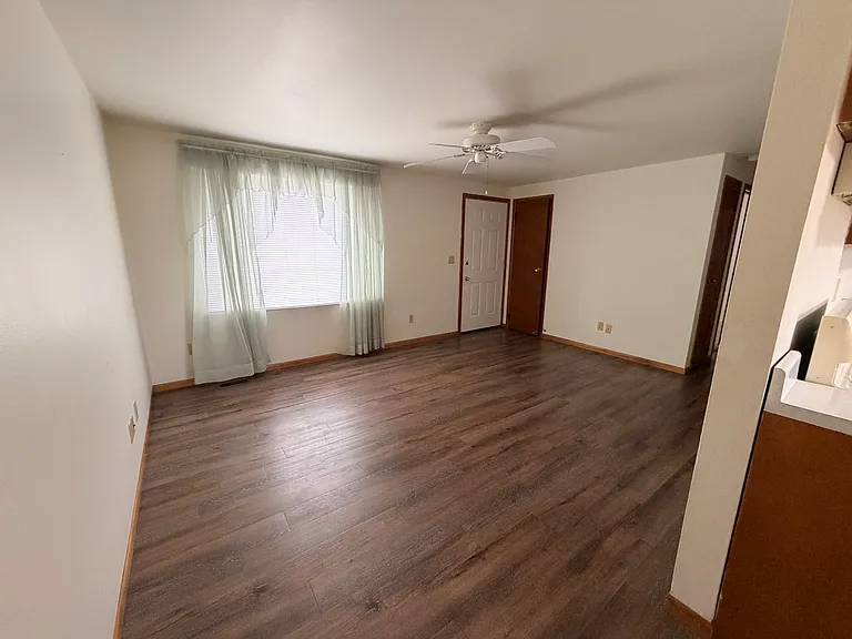 4 Florentine Ct — Photo 5