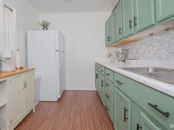 5th image of 3312 Waggoner Ave