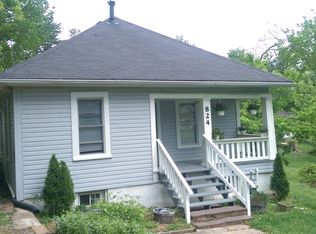 824 Ridge Ave, Festus, MO 63028