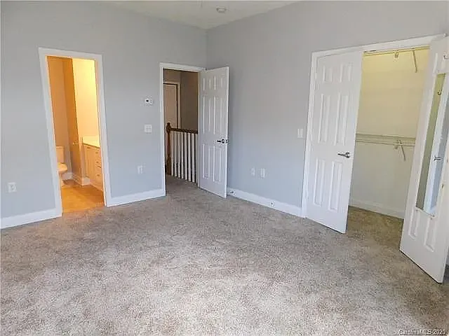 733 Grandin Rd — Photo 16