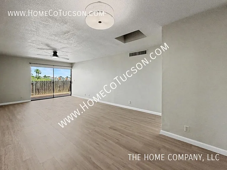 5108 N Avenida Primera — Photo 3
