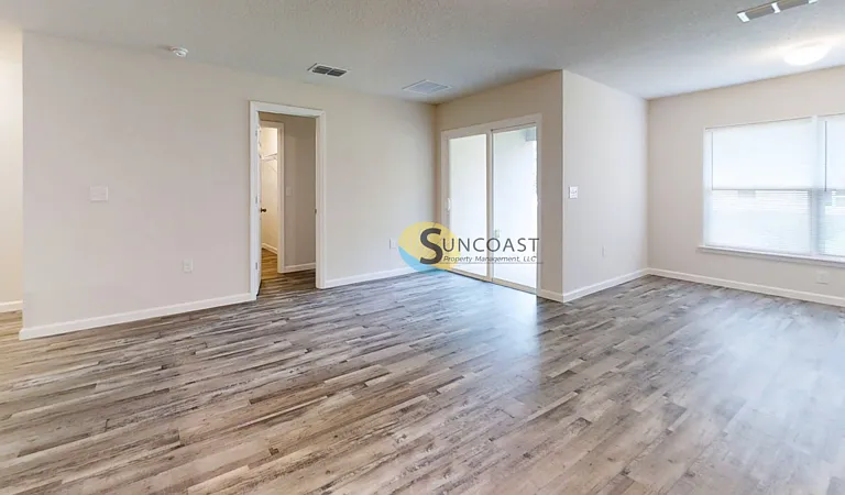 1 Rosecroft Ln #A — Photo 3