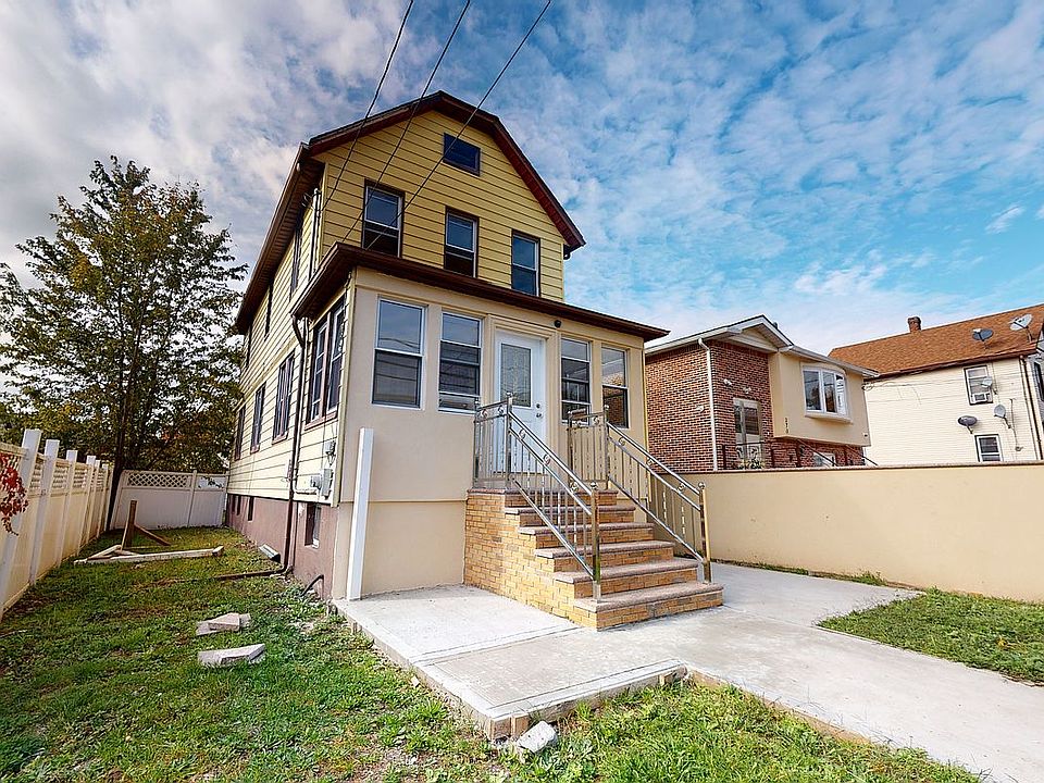 1st image of 272 Van Pelt Ave