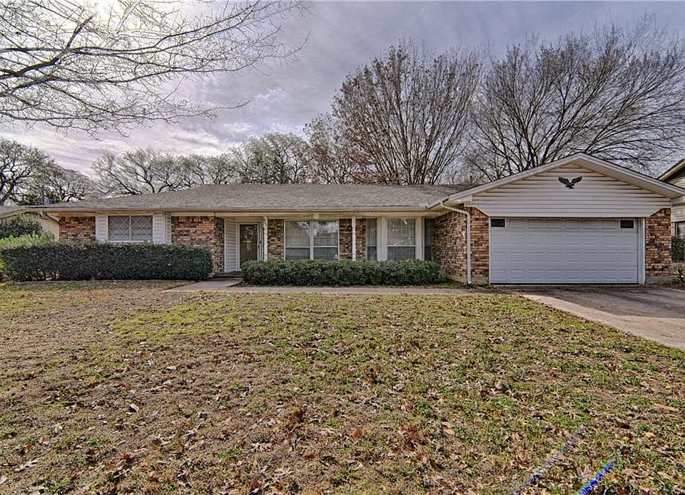 1st image of 1604 W Lavender Ln