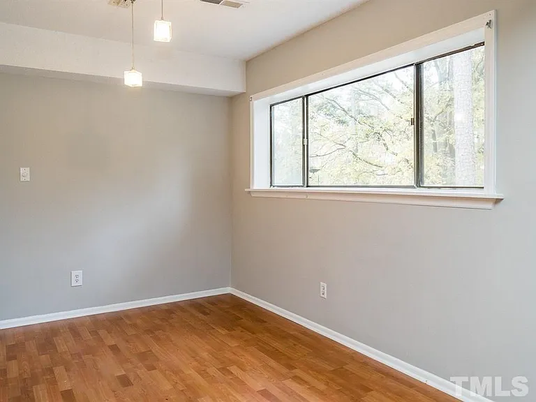 614 Pine Ridge Pl — Photo 12
