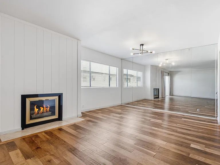 853 S Le Doux Rd #202 — Photo 5