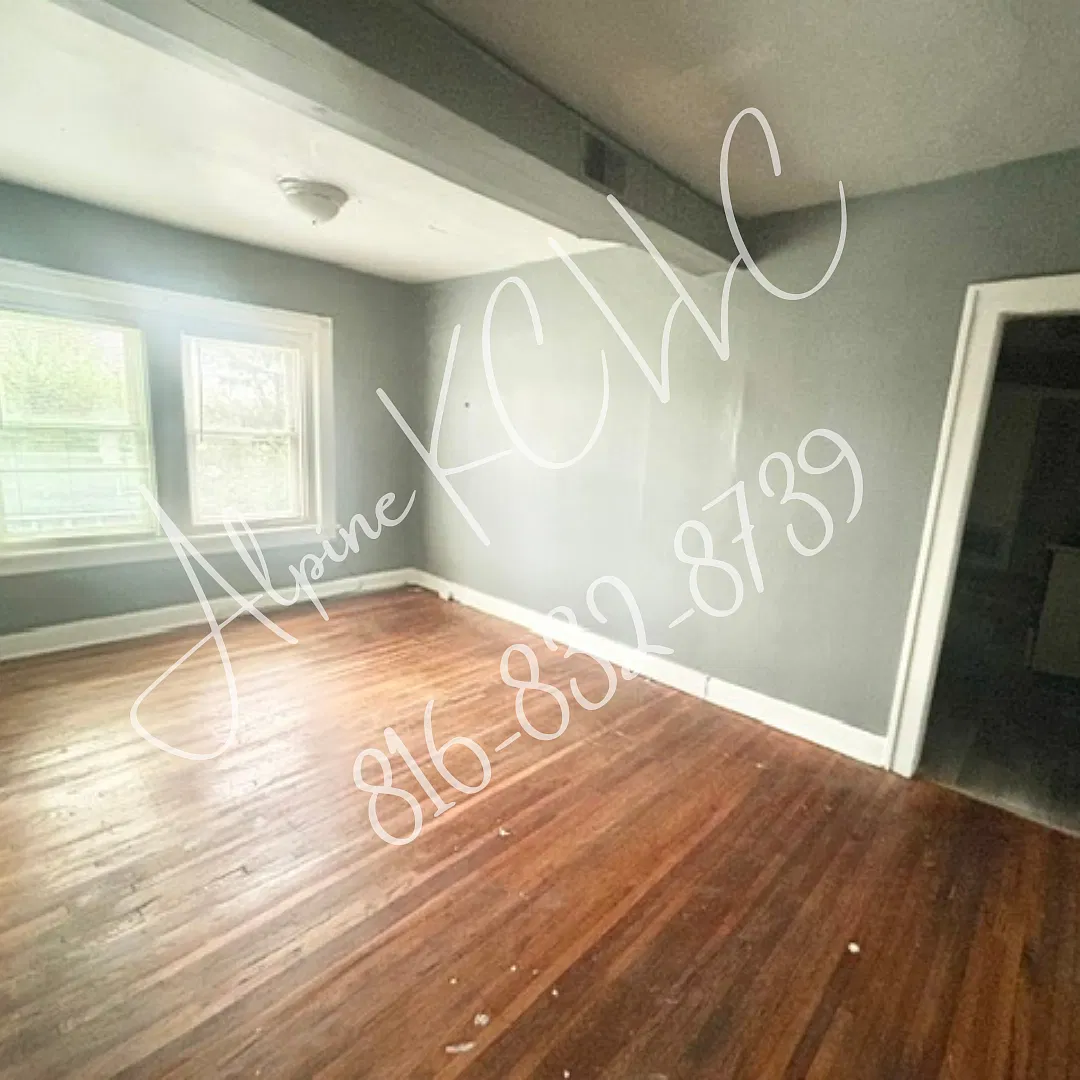 3 bed, 700 sqft, $795 — Photo 3