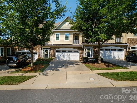 2nd image of 4185 La Crema Dr