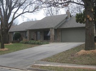 3307 Hillview Ct, Springdale, AR 72762