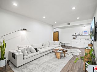 13331 Moorpark St APT 101, Sherman Oaks, CA 91423