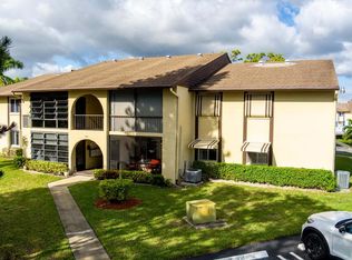 337 Pine Ridge Cir APT D-1, Greenacres, FL 33463